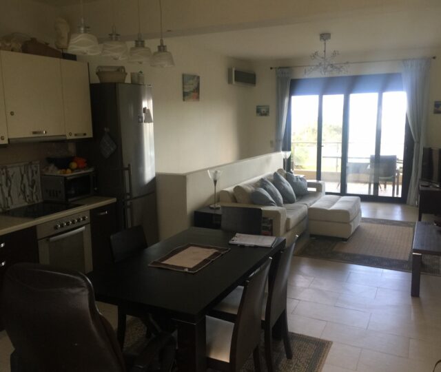 Élégante maison à Anissaras 12