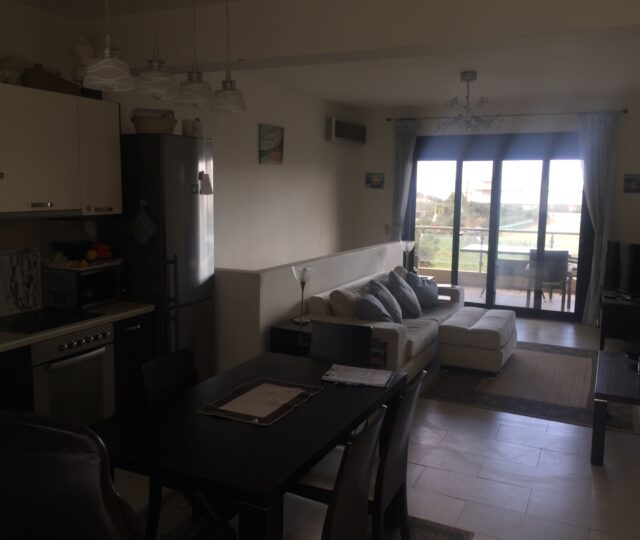 Élégante maison à Anissaras 13