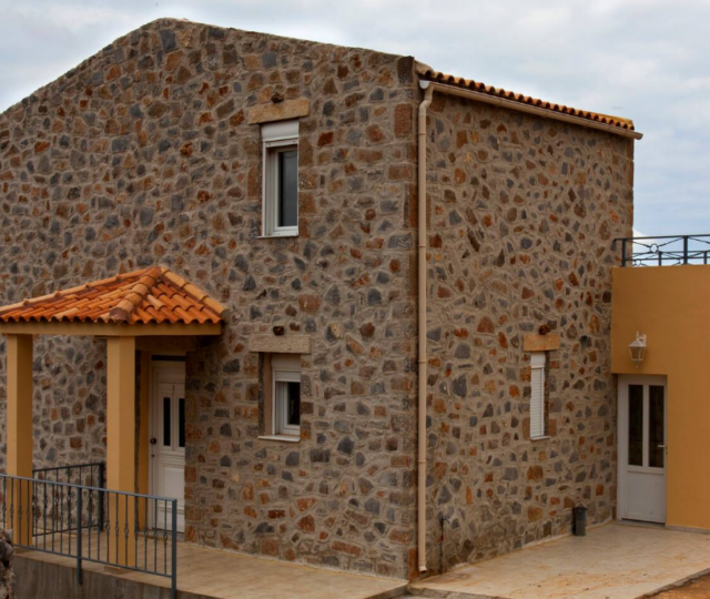 Villa de prestige en pierre à Gouves